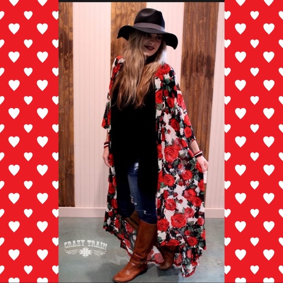 ⏳Last Two!! Queen of Hearts Red Rose Duster - Picture 2 of 6